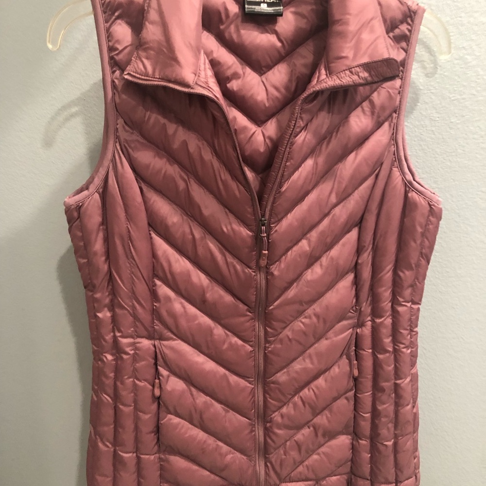 Very pretty mauve colored vest